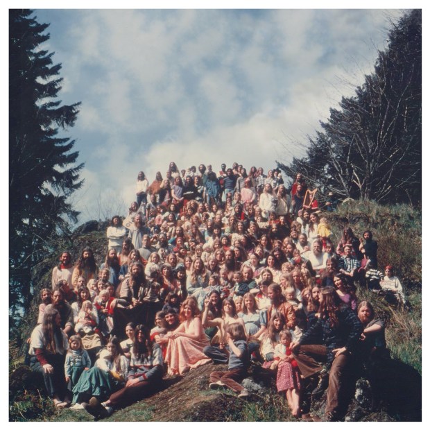 Bingo Club sort un clip planant Dance Me