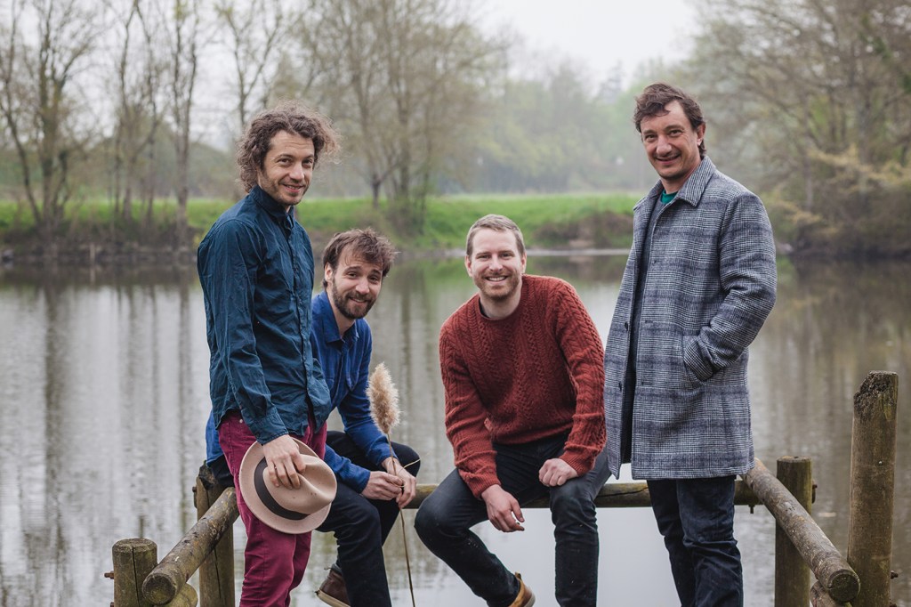 Tilmann, sortie de l'album Chrysalis